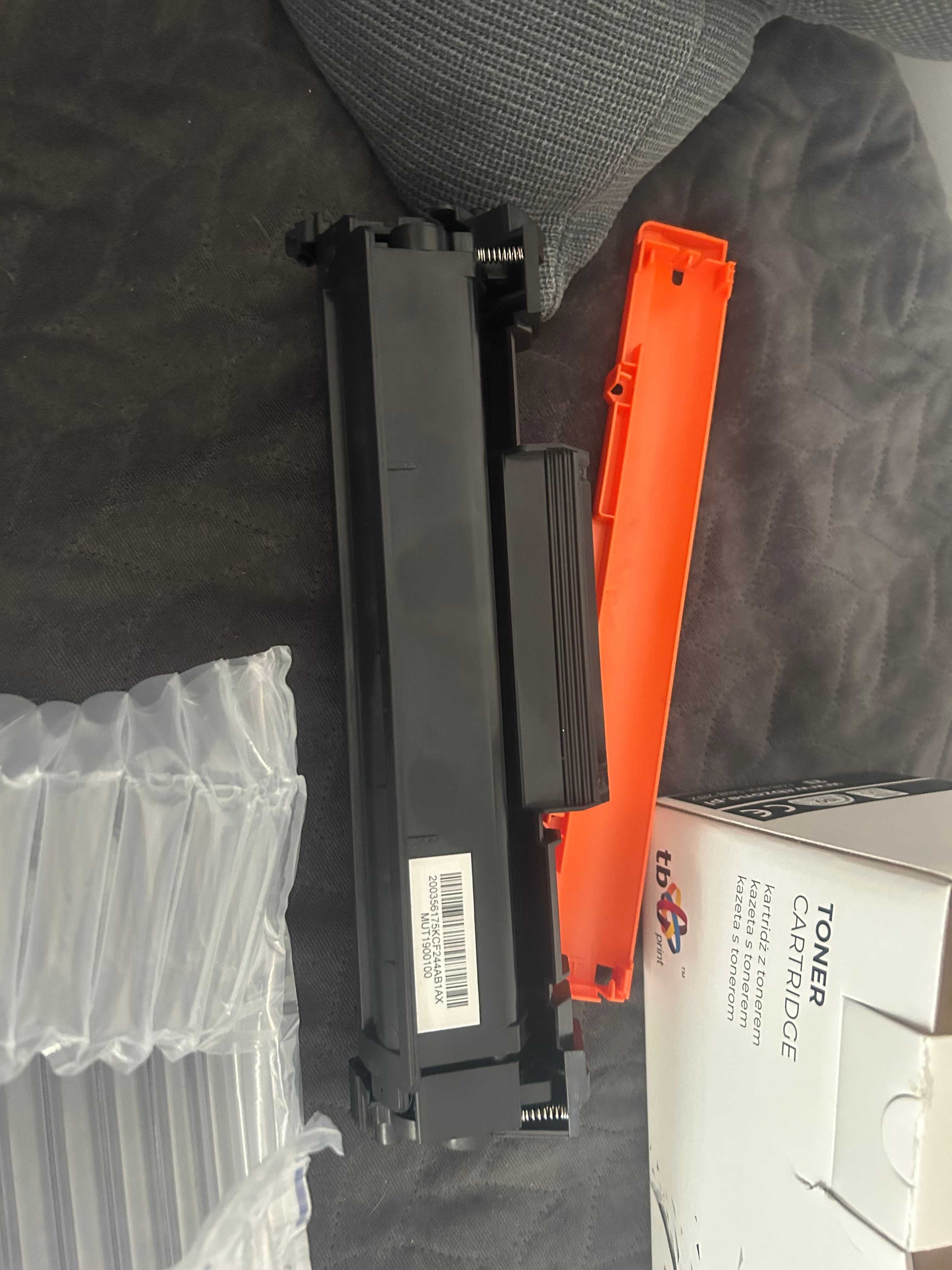 Toner pusty wkład do drukarki do uzupełnienia