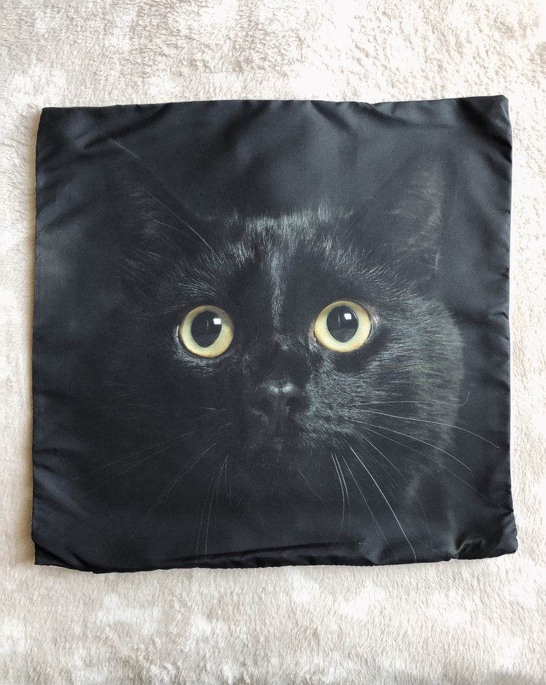 Poszewka na poduszkę Czarny Kot