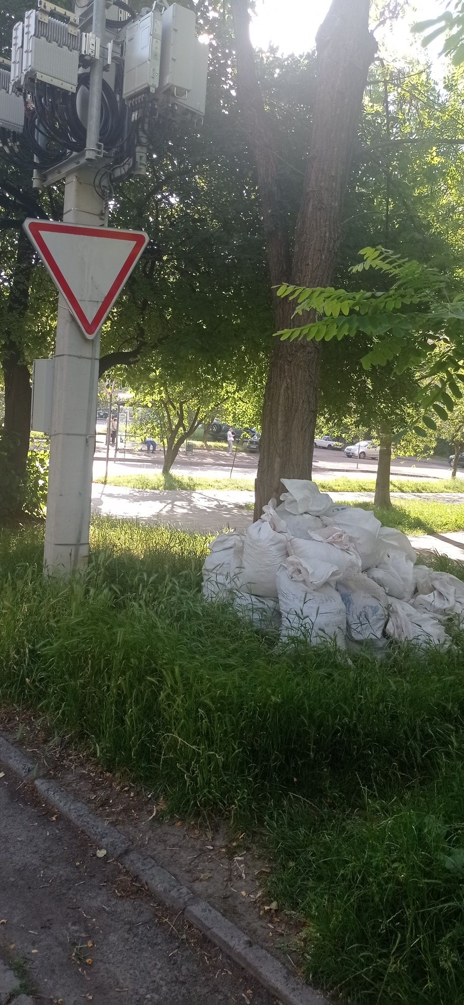 Бій будівельний. Битий бетон