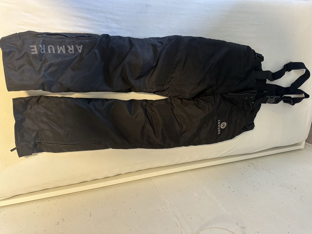 Conjunto feminino Armure com proteções - novo