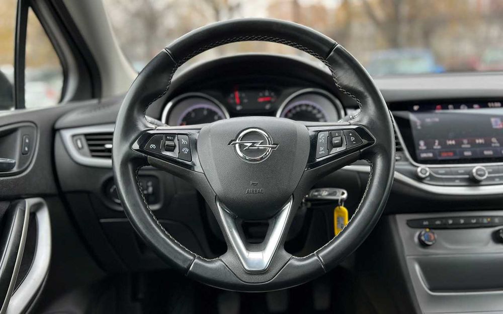Opel Astra  2018