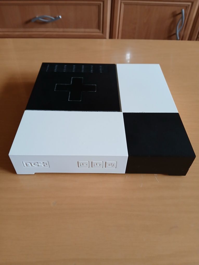 Sprzedam dekoder HD do odbioru telewizji satelitarnej