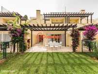 Moradia T3 com piscina em Vilamoura, Algarve