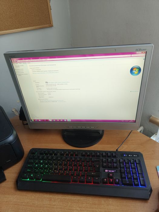 komputer Retro zestaw komputerowy PC monitor klawiatura
