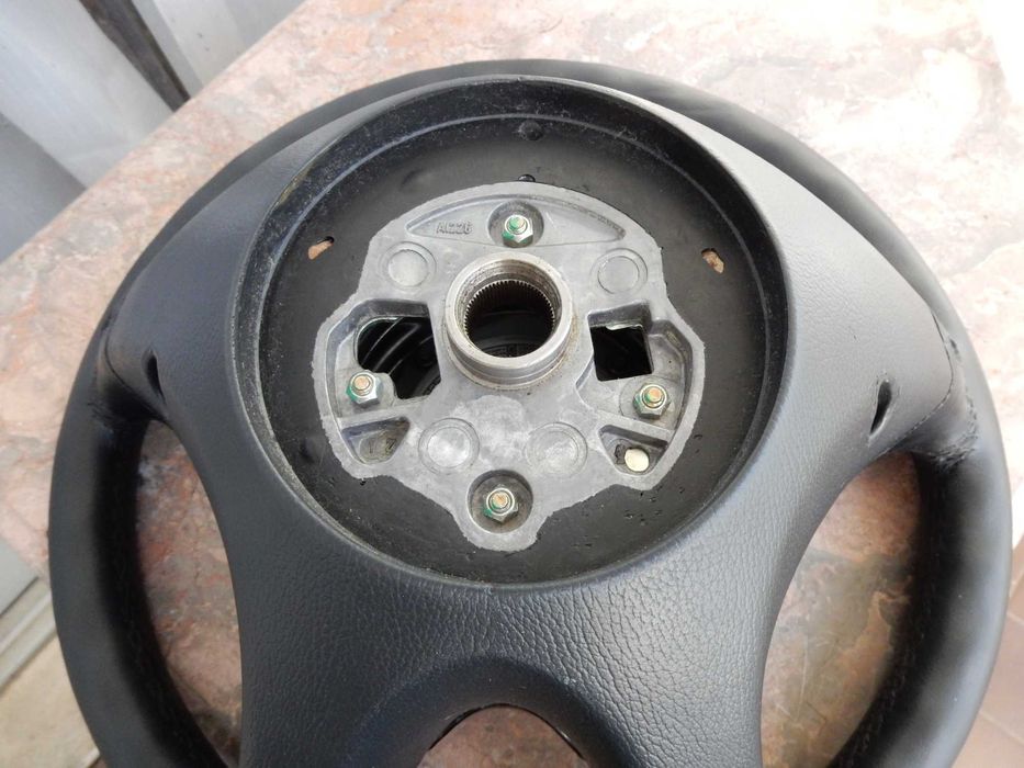 Volante completo em muito bom estado para Mercedes SLK R170 Facelift