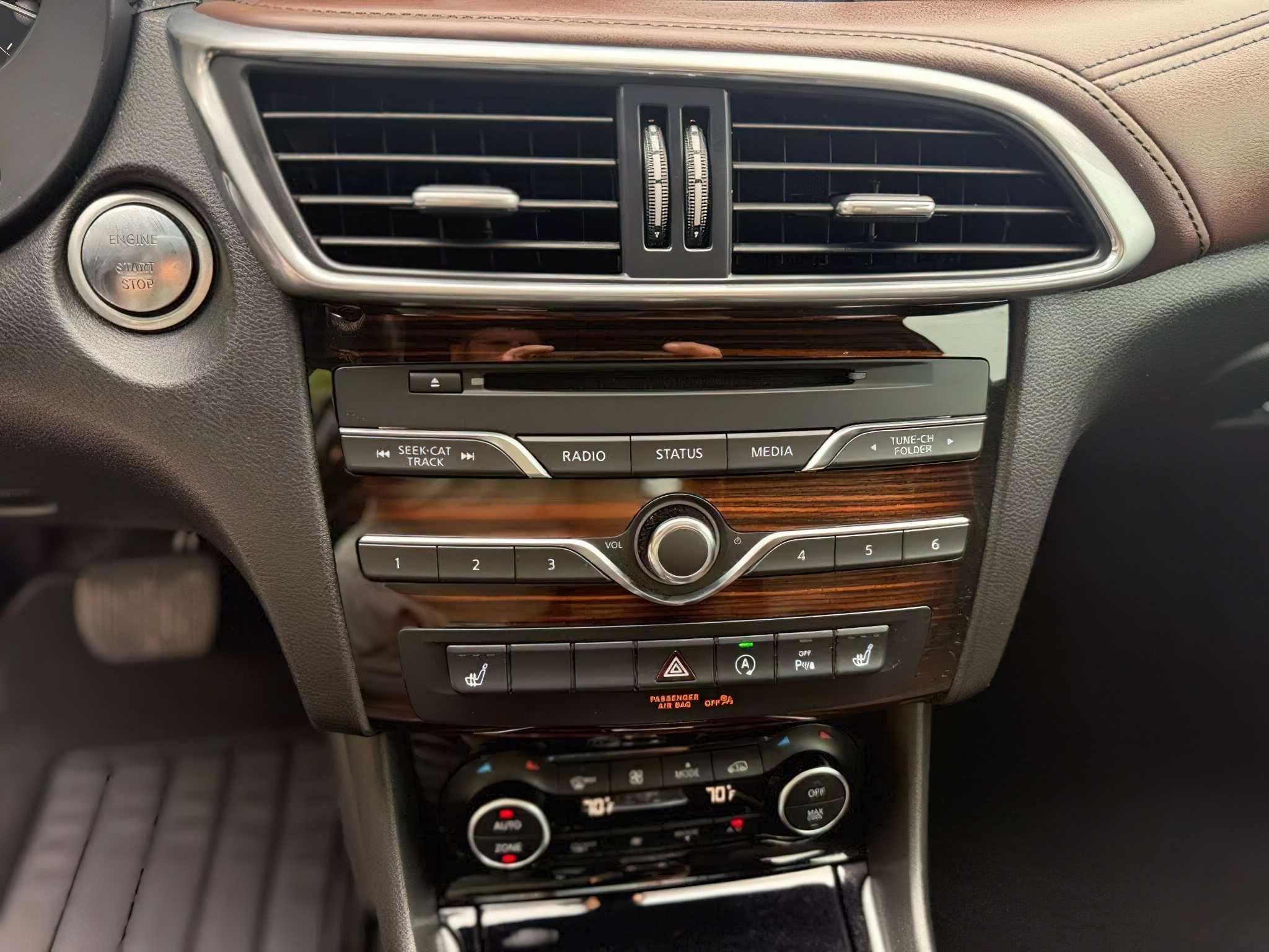 Infiniti QX30 Premium 2017