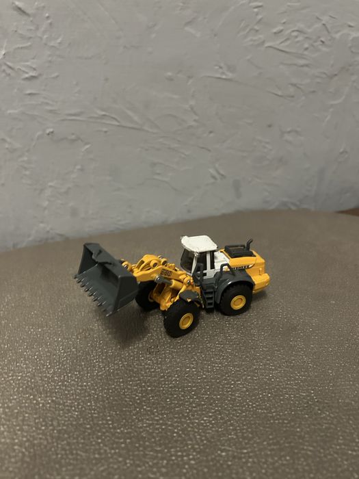 Traktor i koparka SIKU