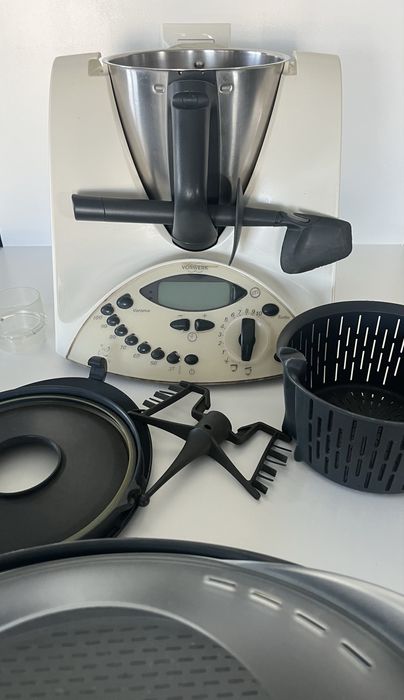 Bimby Vorwerk TM31 – Robô de cozinha completo e funcional