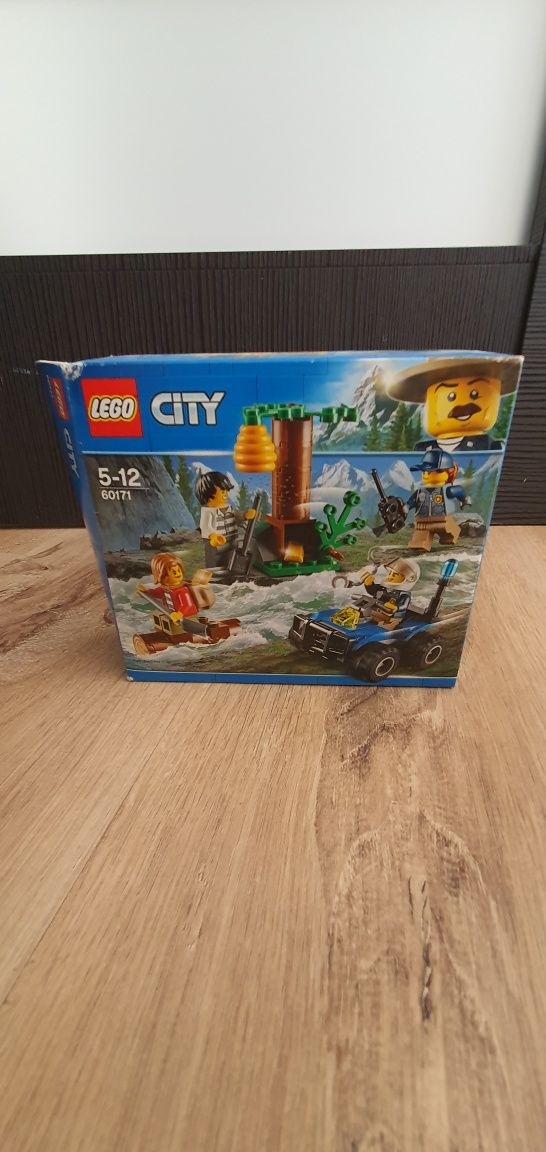 LEGO City 60171 Uciekinierzy w górach