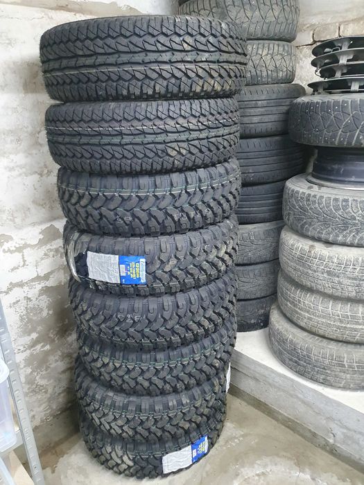 Шини 235/75 R15 MT AT Грязеві Для джипа Нові