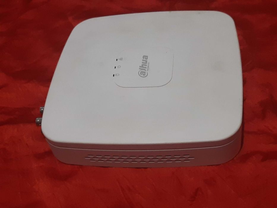 Видеорегистратор Dahua DHI-HCVR4104C-S2