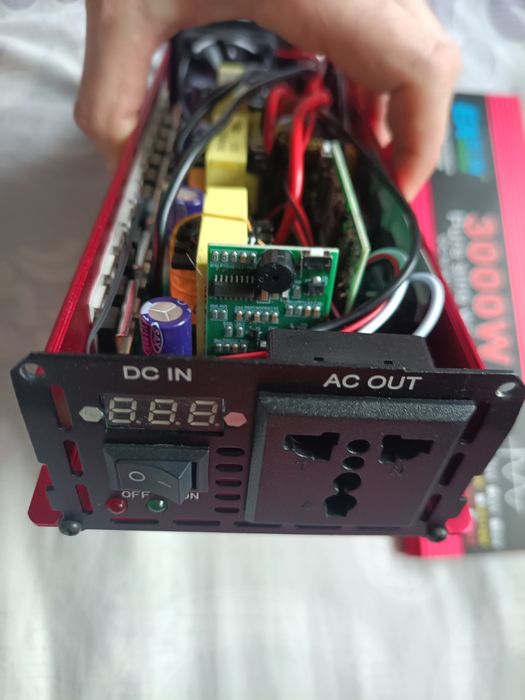 Оптимальний інвертор інвектор преобразователь чистий синус 12в 24в 220