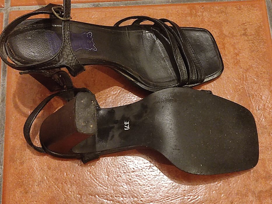 Sandálias senhora 37
