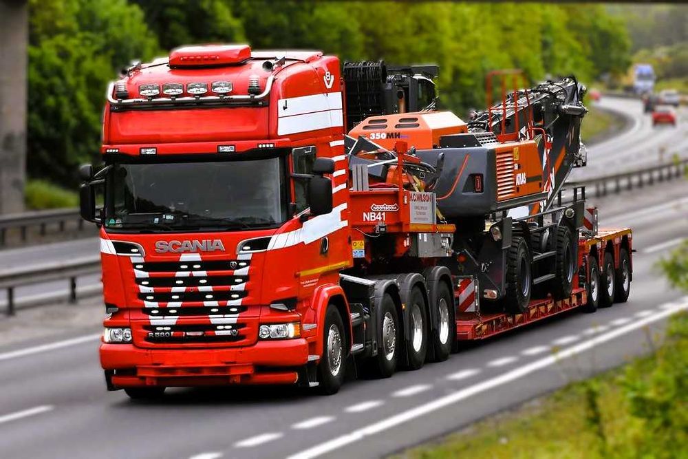 Транспорт низькорамний трал \ спецтехніка, комбайни доставка Площадкою