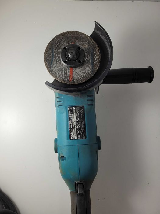 Szlifierka kątowa MAKITA GA5021C
