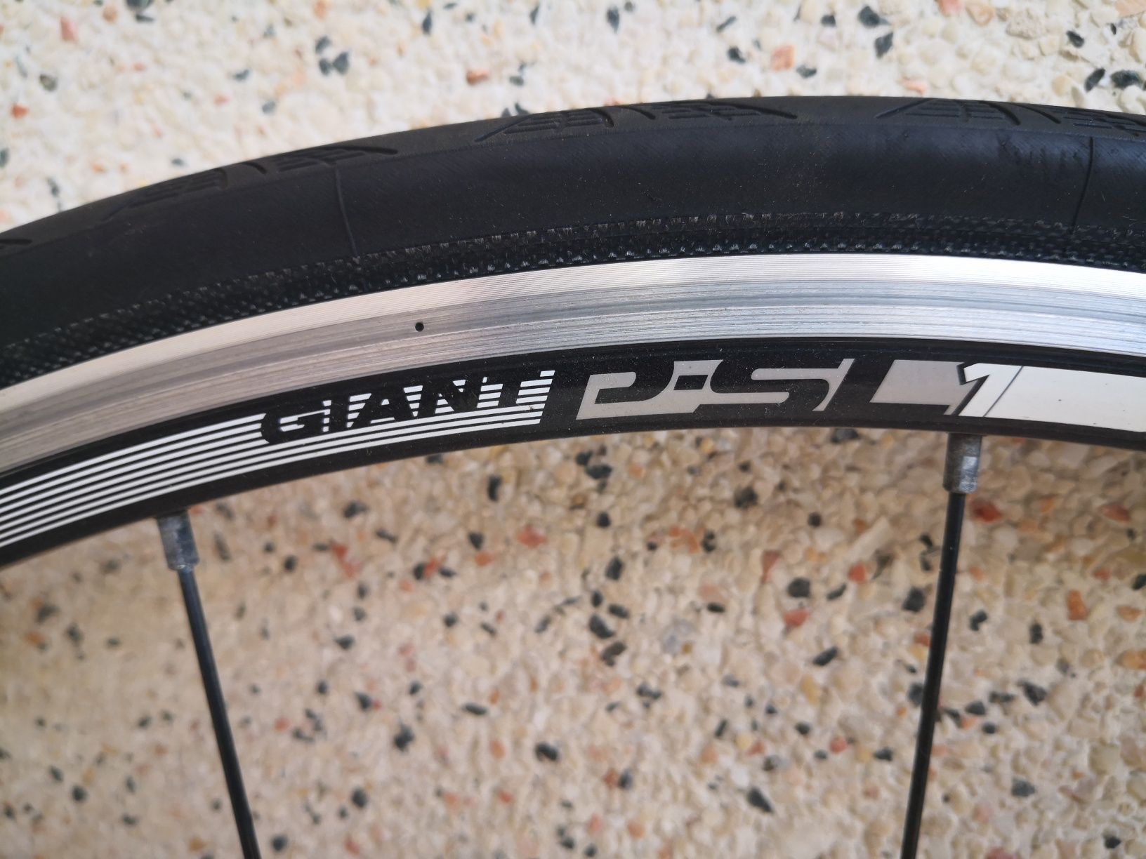 Rodas estrada Giant P-SL1