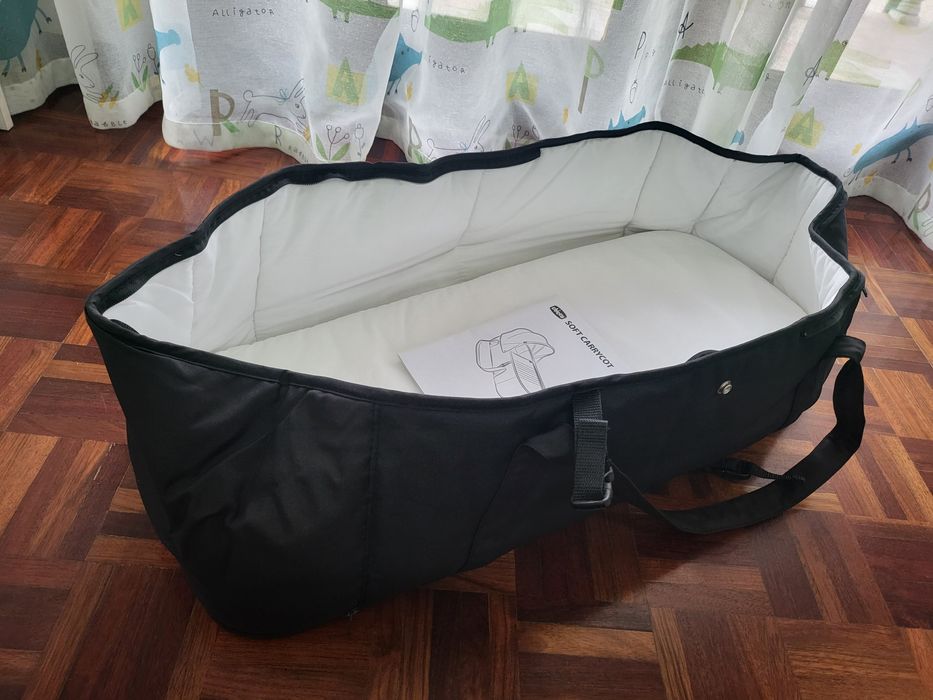 Alcofa Chicco Soft Carrycot preto