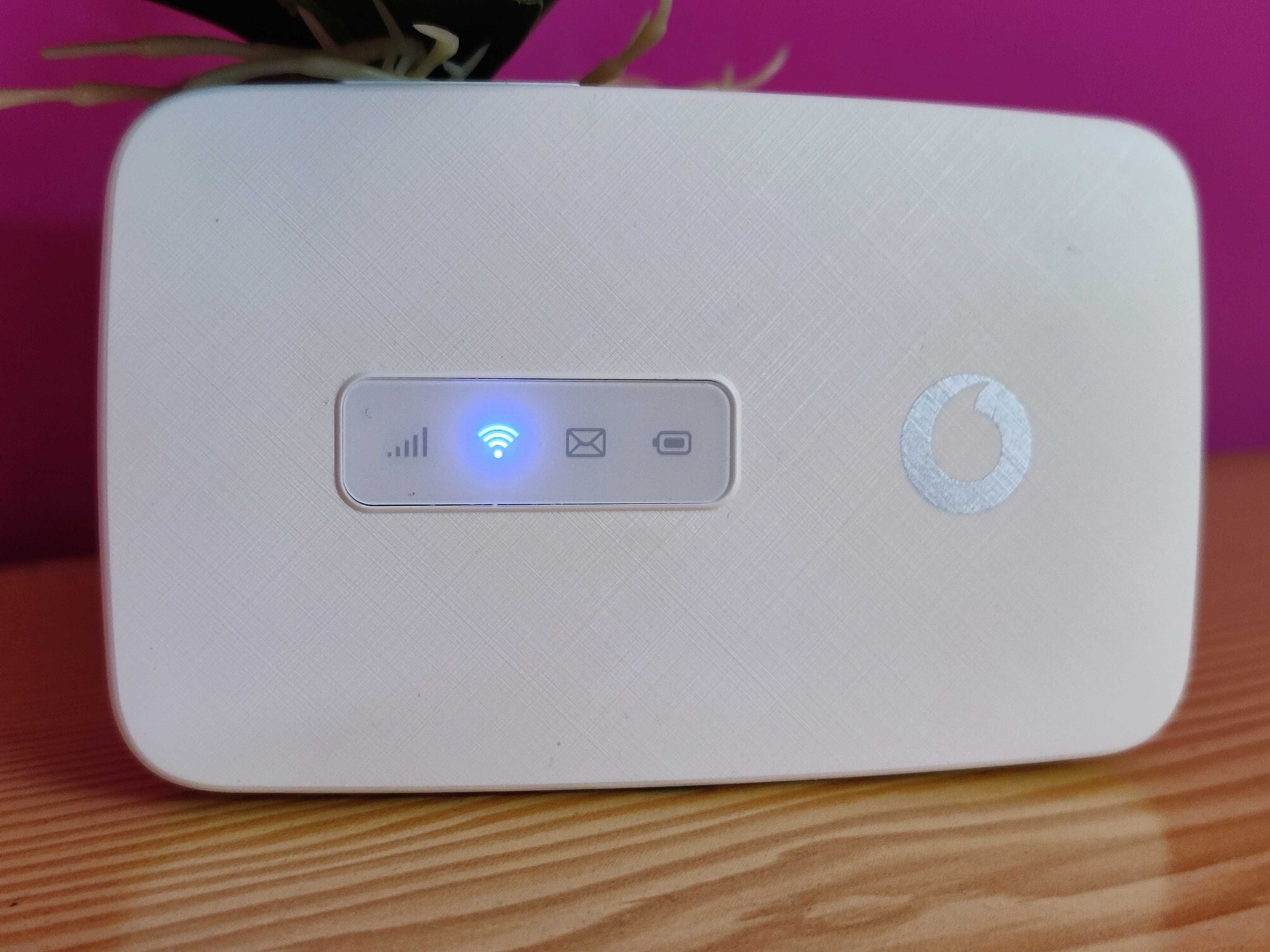 TCL 4G Router Hotspot