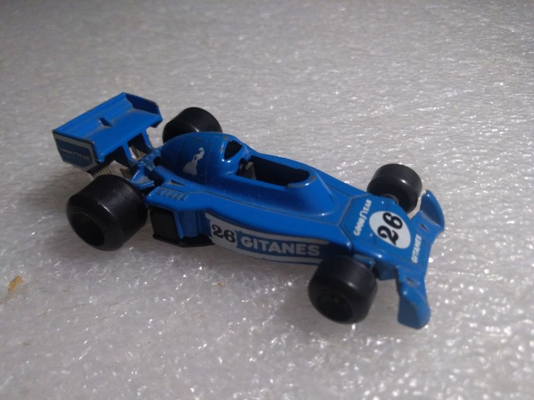 Antigo carro miniatura Formula 1 ligier matra polistil rj59