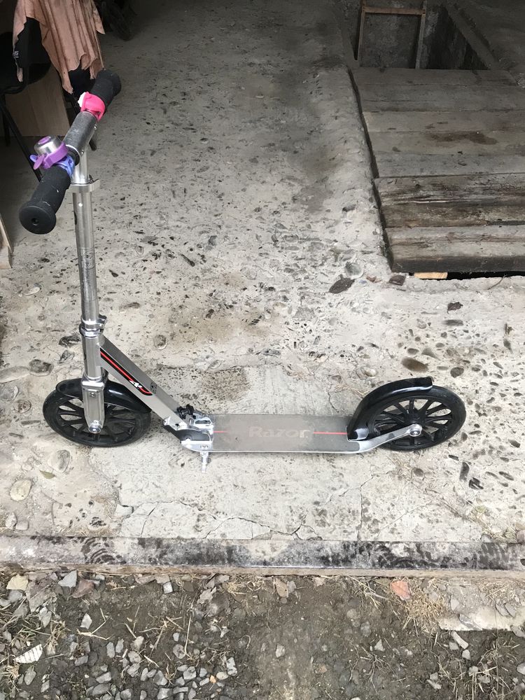 Самокат Razor A6