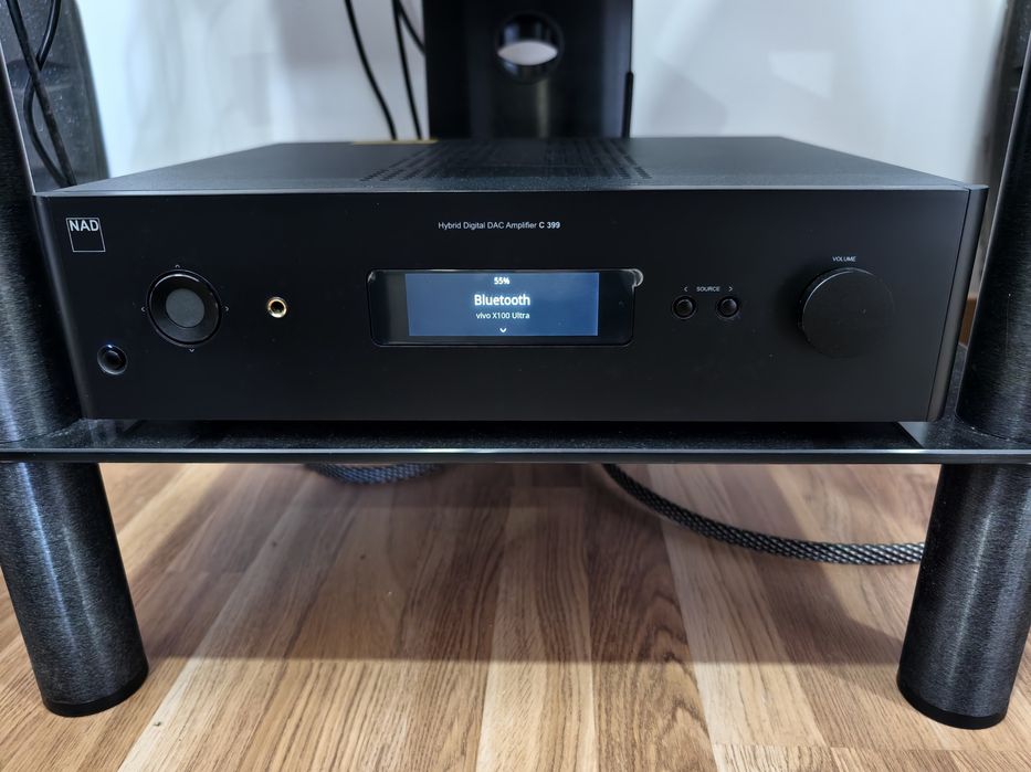 Amplificador NAD C399 / Novo