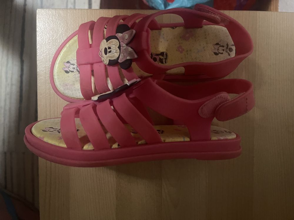 Sandalias da minnie 27/28