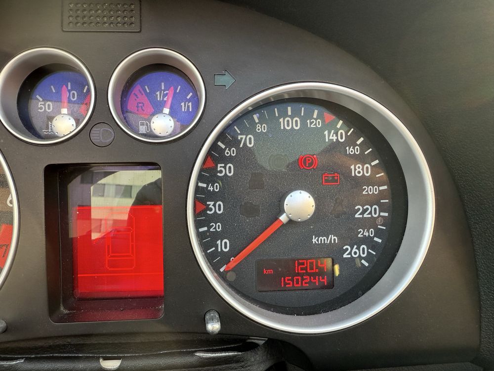 Audi TT mk1 roadster cabrio