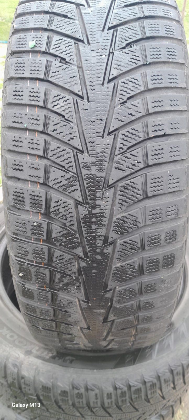 Продам шини HANKOOK зима