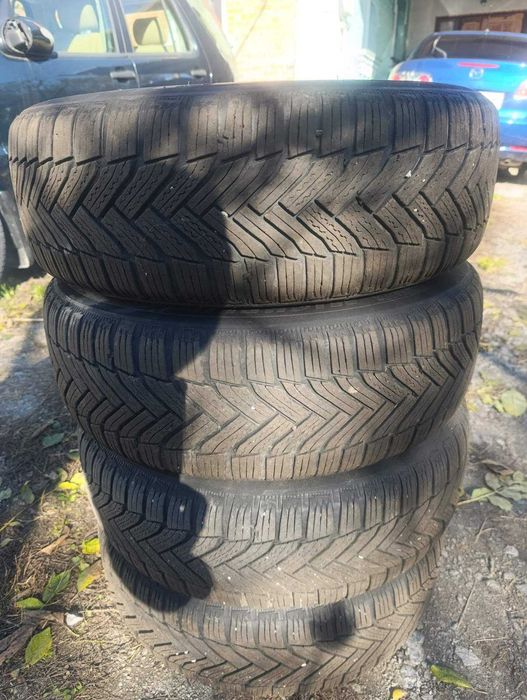 Продам Б/У резину на 15 з дисками 5/114/3