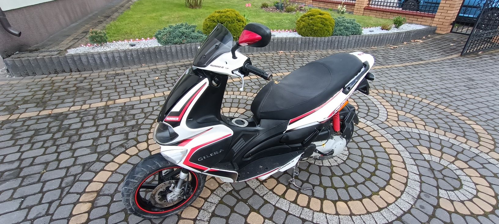 Gilera Runner 50 2009 Kielce Aerox Sr peugeot