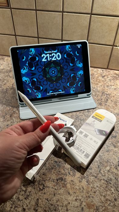 Tablet iPad Apple Retina 10” + NOWY RYSIK - Touch ID - PROCREATE