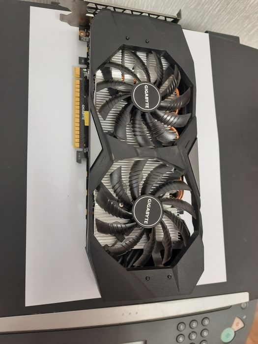 Видеокарта ASUS TUF GTX  GAMING 1650 4GB КАК НОВАЯ! пломба и другие