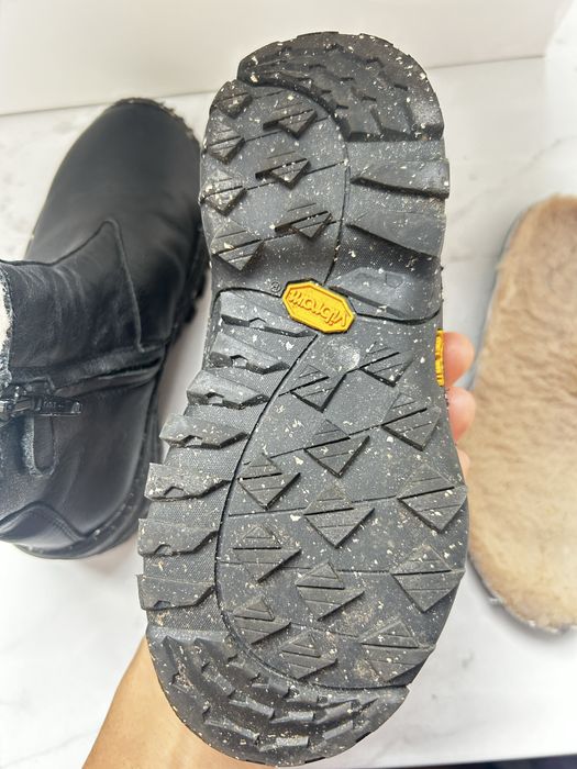 Зимние ботинки на меху 27 размер