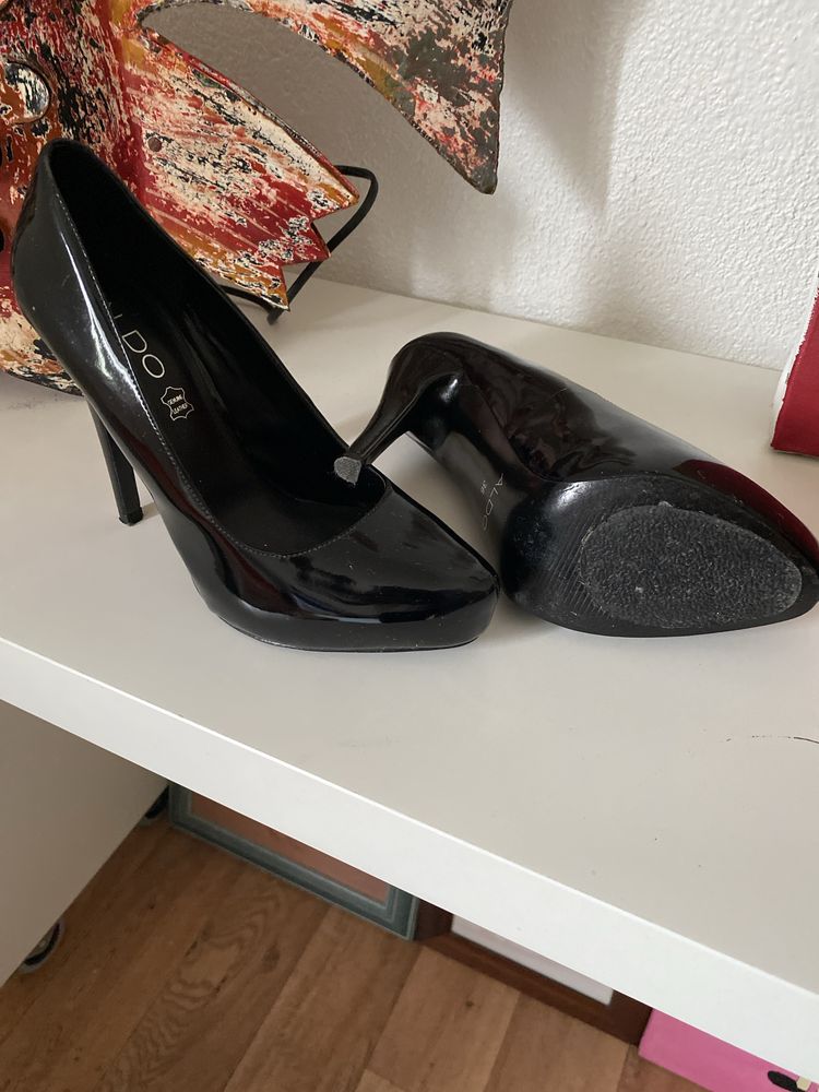 Sapatos Aldo Verniz 36