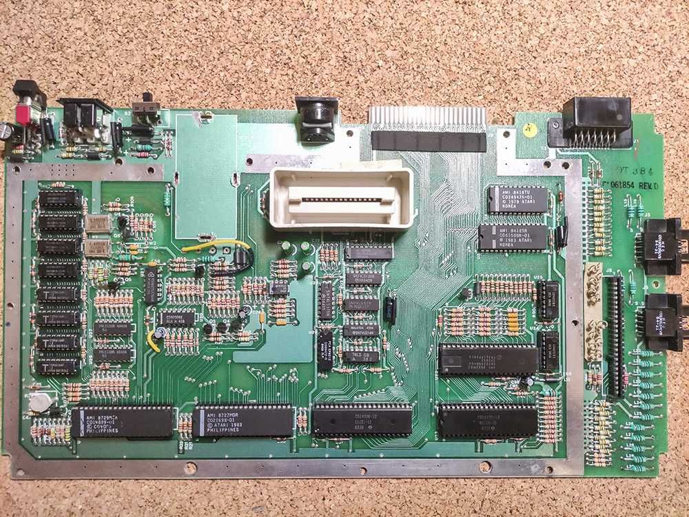 Atari 800XL + PicoCart