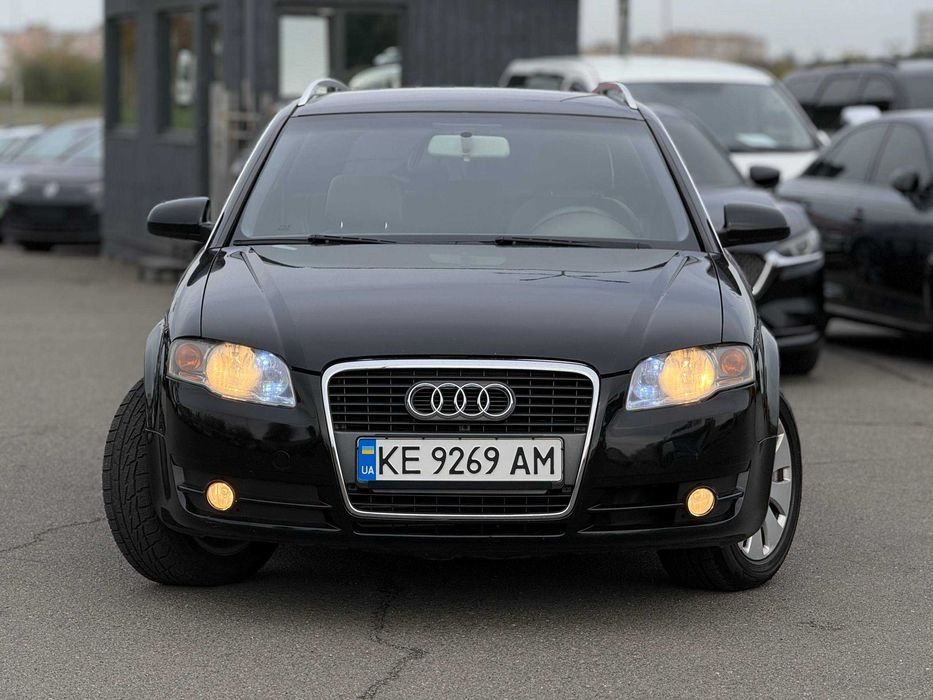 AvtoReal Audi A4 B7 2005