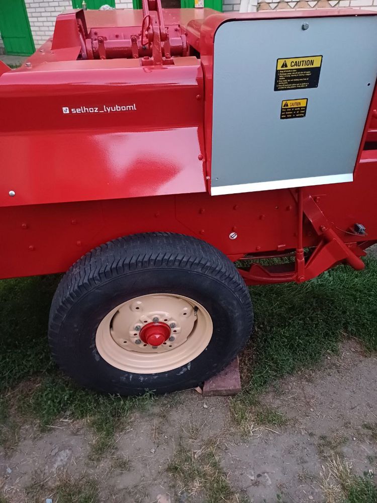 Продам тюкопрес INTERNATIONAL 430