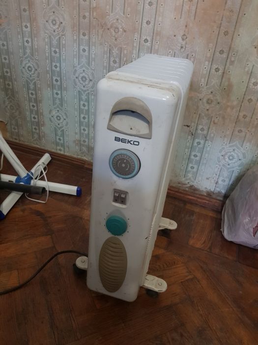 Обогреватель масляний BEKO