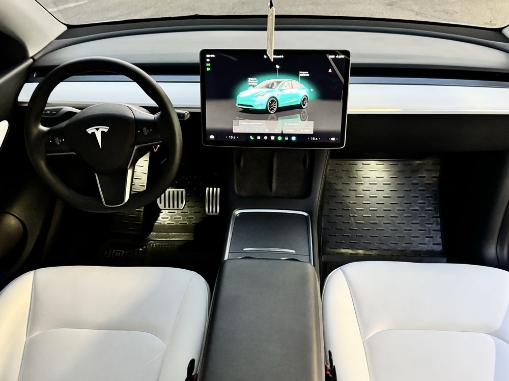 Продам Tesla Y Performance