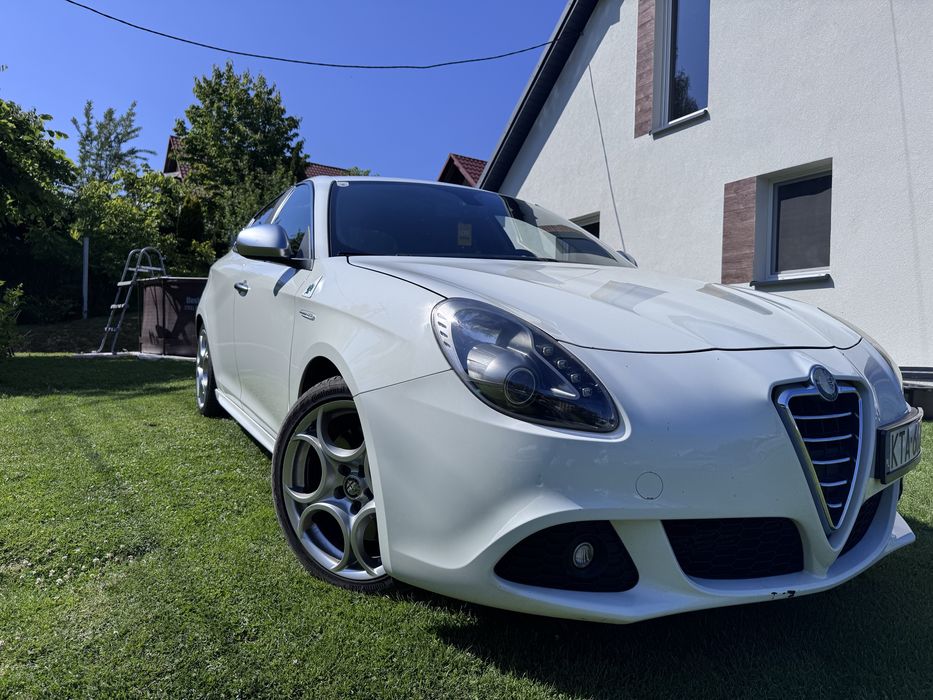 Alfa romeo giulietta quadrifoglio verde