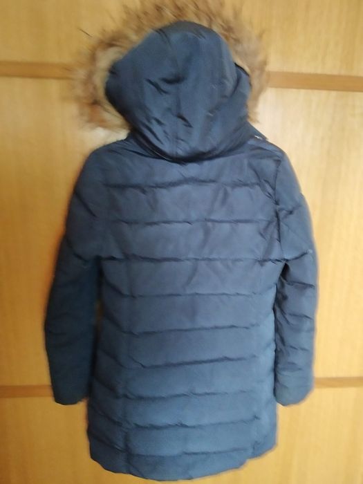 Parka azul escuro tamanho 10 anos C&A