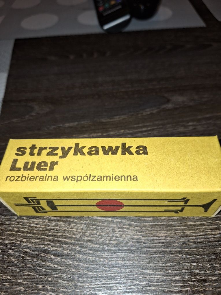 Strzykawki szklane