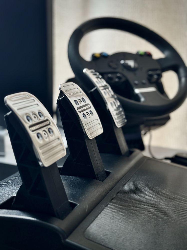 Руль для пк, ігрове кермо THRUSTMASTER TMX Force Feedback + шіфтер PXN
