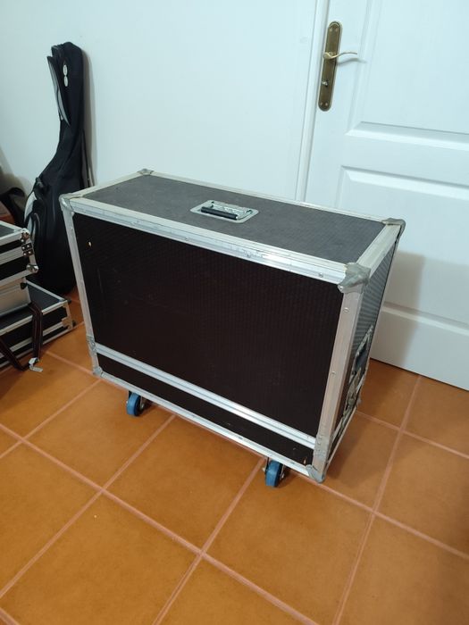 Vendo rack de amplificador de guitarra
