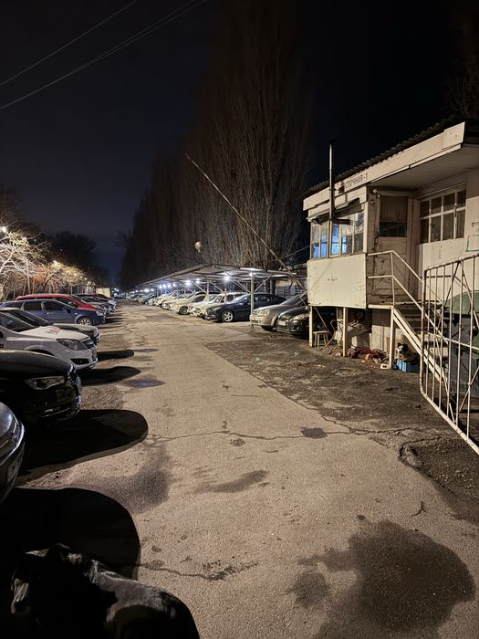 Продам/ сдам место на стоняке на Бочарова / Жолио Кюри