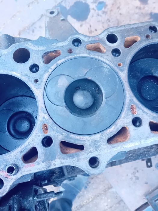 Блок двигателя мерс 602   2.9