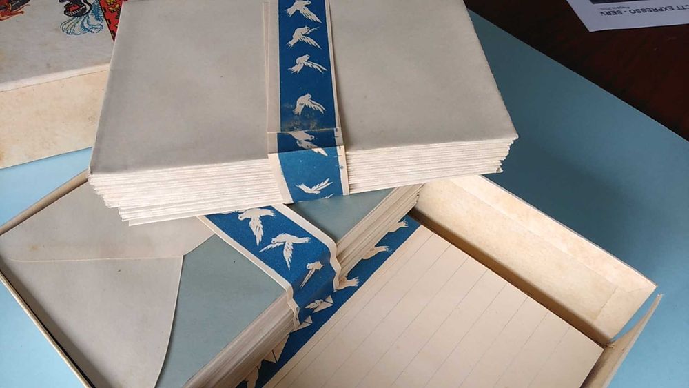 RARA Caixa de Envelopes de Carta "ALJUBARROTA" anos 50, novos sem uso.