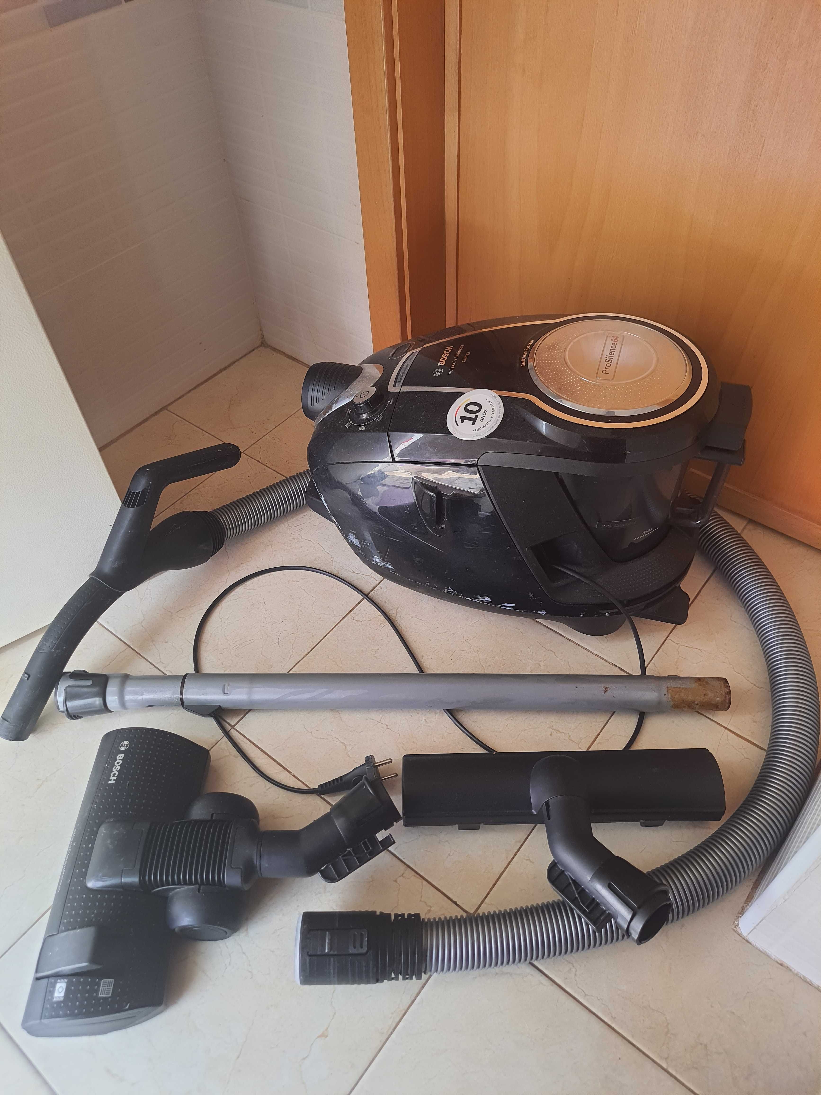 Aspirador sem filtro Bosch Pro Silence 64 _ 800w