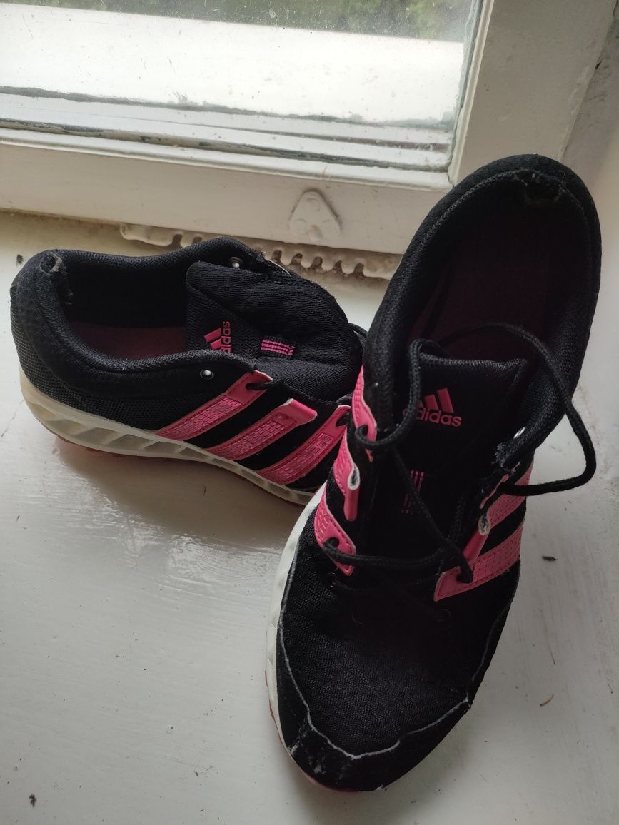 Buty Adidas rozmiar 39