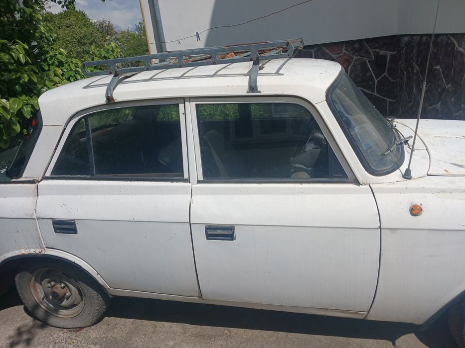 Продам автомобіль ІЖ М-412 (москвич)